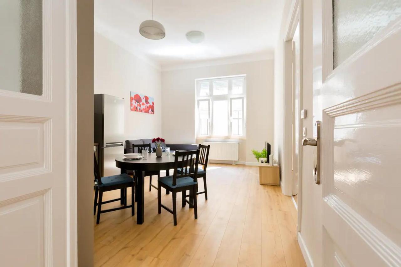 Kresz Geza 29 Westend Station 2 Bedrooms+Living Ac Будапешт Экстерьер фото